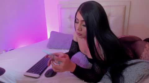 Snapshot of lulu_exotic chatting on 02-27-25, 12:34 BRENDA TATIANA online show from 02-27-25, 12:34