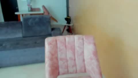 Lau  online show from 09-14-25, 05:23