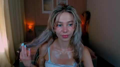 Alise online show from 05-25-26, 01:17