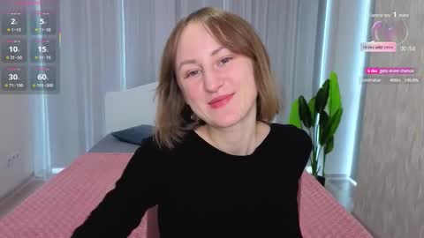 Snapshot of luluchiiii chatting on 10-13-25, 09:42 Lily online show from 10-13-25, 09:42