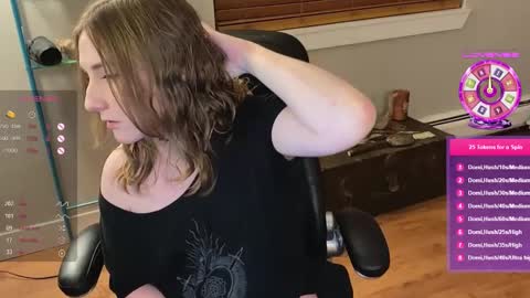 Snapshot of luluv chatting on 01-28-25, 04:39 Lulu online show from 01-28-25, 04:39