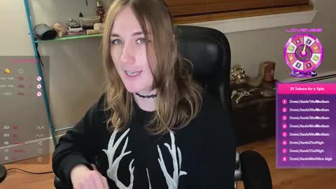 Snapshot of luluv chatting on 03-05-25, 03:29 Lulu online show from 03-05-25, 03:29