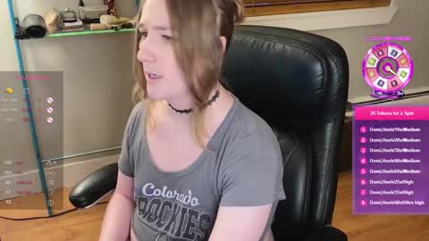 Snapshot of luluv chatting on 03-11-25, 01:26 Lulu online show from 03-11-25, 01:26