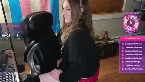 Snapshot of luluv chatting on 02-09-26, 05:33 Lulu online show from 02-09-26, 05:33