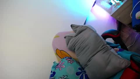 Luly online show from 12-03-25, 03:47