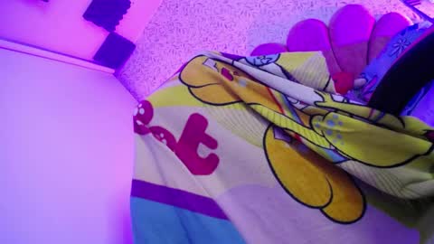 Luly online show from 05-19-26, 04:08