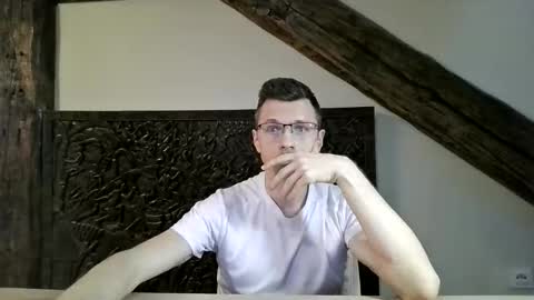 Andrew independent model 2000-0000 CET daily online show from 03-19-26, 04:44