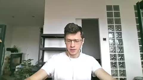 Andrew independent model 2000-0000 CET daily online show from 07-09-26, 09:57