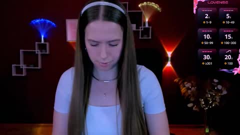 Snapshot of lumi_soft chatting on 03-11-26, 08:42 Sweet Lumi online show from 03-11-26, 08:42