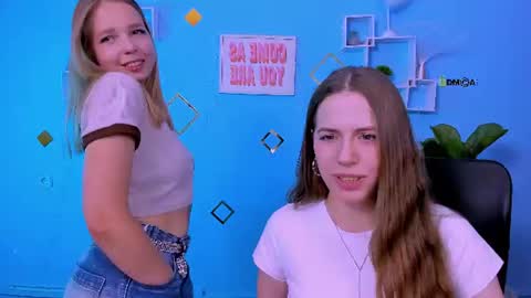 Sweet Lumi online show from 06-18-26, 08:14