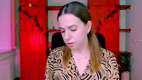 Sweet Lumi online show from 06-24-26, 07:18