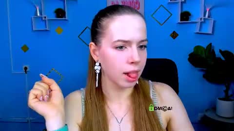 Sweet Lumi online show from 07-24-26, 07:39