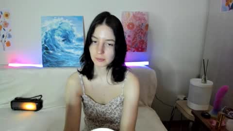 Snapshot of lumina_dark chatting on 01-15-26, 01:05 Lumi online show from 01-15-26, 01:05