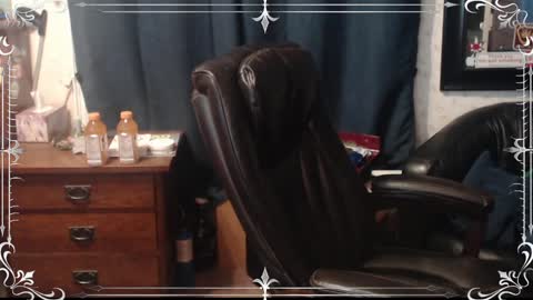 Snapshot of lump420 chatting on 01-21-25, 06:22 lump420 online show from 01-21-25, 06:22