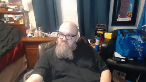 Snapshot of lump420 chatting on 10-12-25, 06:45 lump420 online show from 10-12-25, 06:45