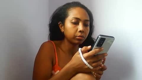 Luna online show from 05-02-26, 07:24