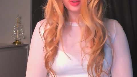 Snapshot of luna1vibe chatting on 01-10-26, 05:31 luna1vibe online show from 01-10-26, 05:31