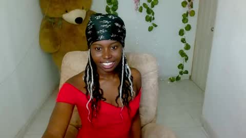 Snapshot of luna253951 chatting on 05-27-26, 02:03 luna253951 online show from 05-27-26, 02:03
