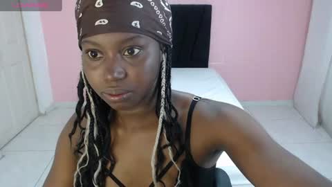 Snapshot of luna253951 chatting on 06-17-26, 03:13 luna253951 online show from 06-17-26, 03:13