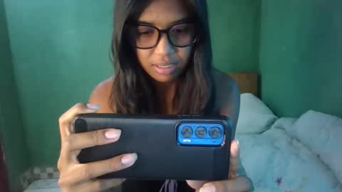 luna8184 online show from 03-09-26, 12:31