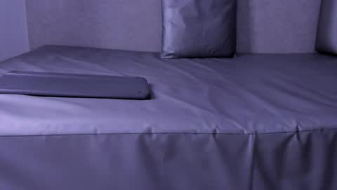 Snapshot of luna__02 chatting on 02-17-26, 11:40 Luna online show from 02-17-26, 11:40