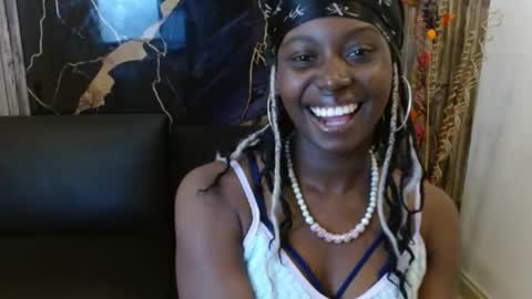 Snapshot of luna_bella882689 chatting on 05-18-26, 07:20 luna_bella882689 online show from 05-18-26, 07:20