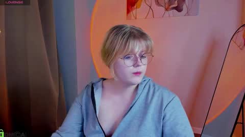 Snapshot of luna_c0ra chatting on 02-13-26, 01:12 luna online show from 02-13-26, 01:12