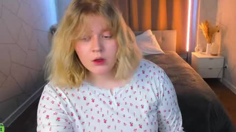 luna online show from 04-18-26, 01:09