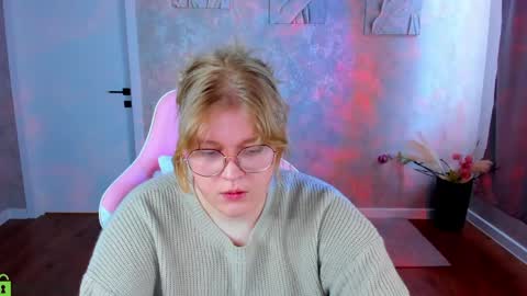 luna online show from 04-23-26, 01:07