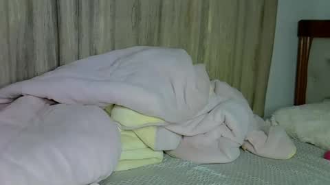 maskedmalkia online show from 04-24-26, 11:12