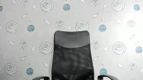 Luna Eva online show from 02-10-25, 08:42