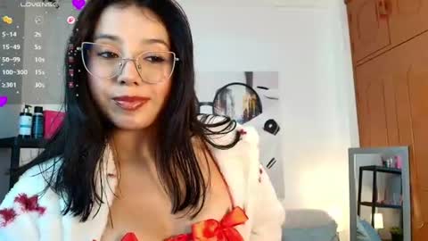 Snapshot of luna_ferrer10 chatting on 06-08-26, 09:26 Luna Ferrer online show from 06-08-26, 09:26