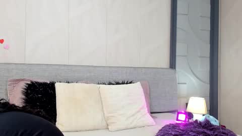 Snapshot of luna_fioree chatting on 03-08-25, 05:22  Luna Fioree  online show from 03-08-25, 05:22