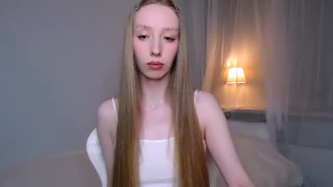 Luna online show from 07-18-26, 10:24