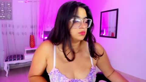 Snapshot of luna_jonnes1 chatting on 07-18-26, 07:39 Luna online show from 07-18-26, 07:39