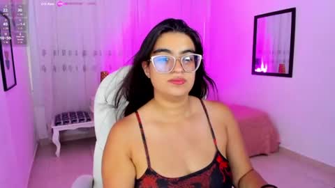 Snapshot of luna_jonnes1 chatting on 08-02-26, 05:00 Luna online show from 08-02-26, 05:00