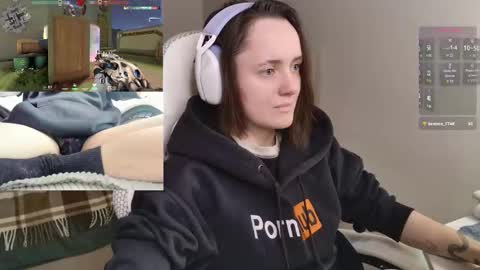 luna_loveeee online show from 09-18-25, 04:25