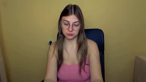 Luna online show from 10-14-25, 09:32