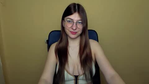 Luna online show from 03-07-26, 08:11