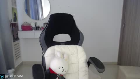 Snapshot of luna_mails chatting on 11-14-25, 07:45 Luna online show from 11-14-25, 07:45