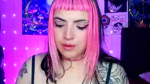 Snapshot of luna_ray420 chatting on 02-23-25, 07:22 MISS LUNA online show from 02-23-25, 07:22