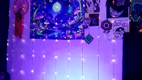 Snapshot of luna_ray420 chatting on 03-04-25, 08:13 MISS LUNA online show from 03-04-25, 08:13