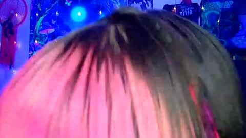 Snapshot of luna_ray420 chatting on 03-06-25, 07:32 MISS LUNA online show from 03-06-25, 07:32