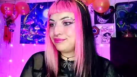 Snapshot of luna_ray420 chatting on 03-12-25, 02:52 MISS LUNA online show from 03-12-25, 02:52