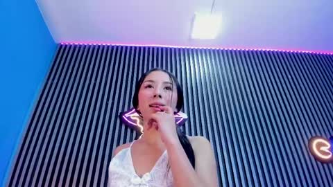Luna Rosse  online show from 05-13-26, 08:06