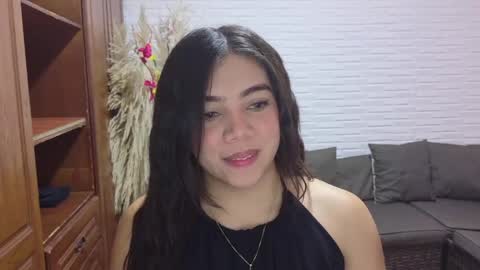 luna_rousse26 online show from 06-01-26, 12:29