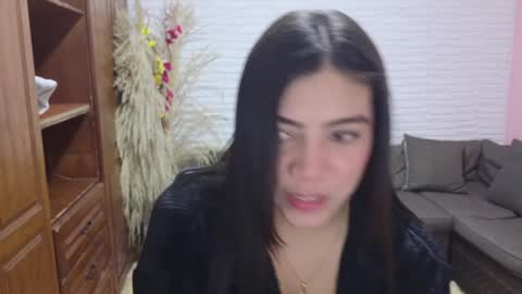luna_rousse26 online show from 06-04-26, 01:28