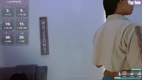 luna_starr69 online show from 11-11-25, 12:49