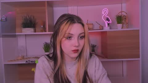 Luna online show from 10-17-25, 08:39