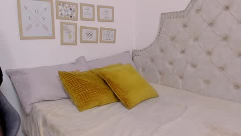 Snapshot of luna_valle chatting on 02-28-25, 02:31 luna_valle online show from 02-28-25, 02:31